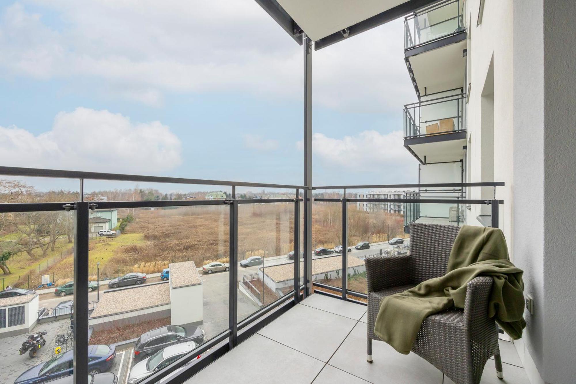 Modern Apartment With Balcony Near Aleje Jerozolimskie By Noclegi Renters Варшава Экстерьер фото